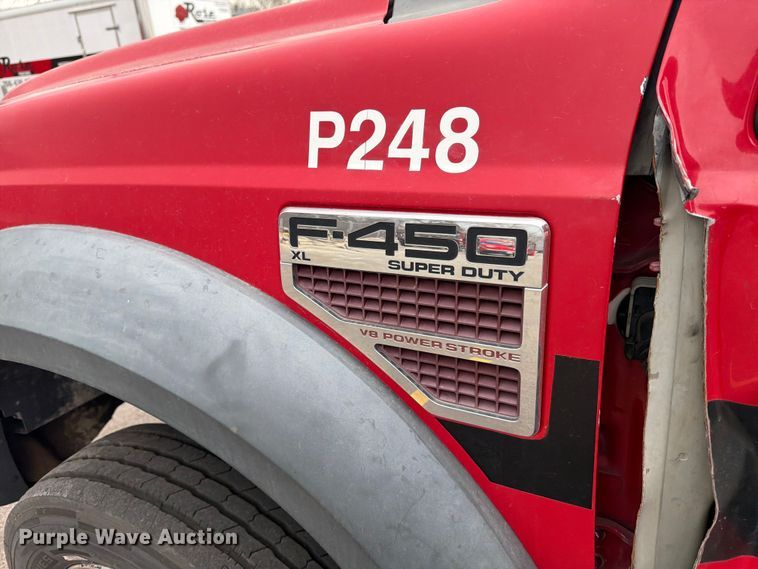image for item FB8051 2008 Ford F450 Super Duty truck