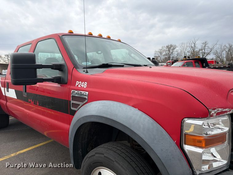 image for item FB8051 2008 Ford F450 Super Duty truck