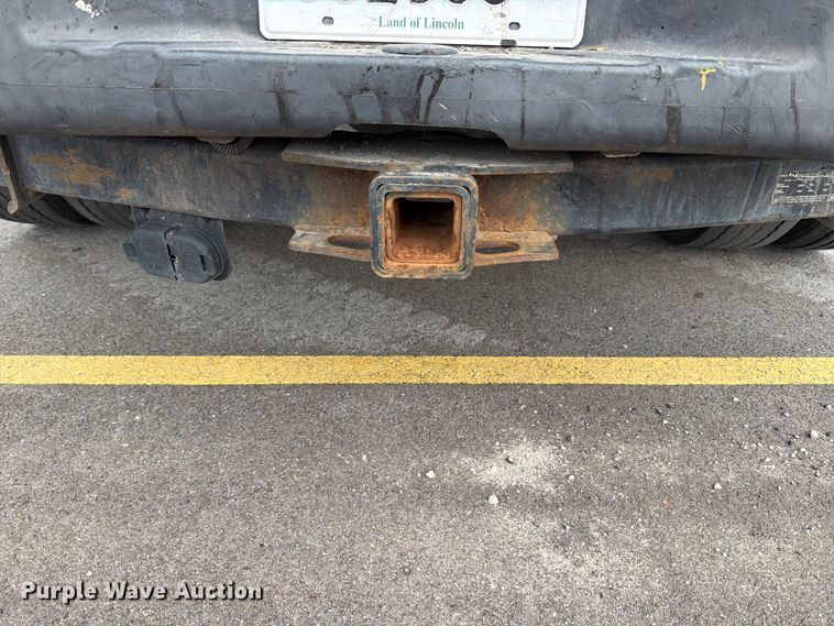 image for item FB8051 2008 Ford F450 Super Duty truck