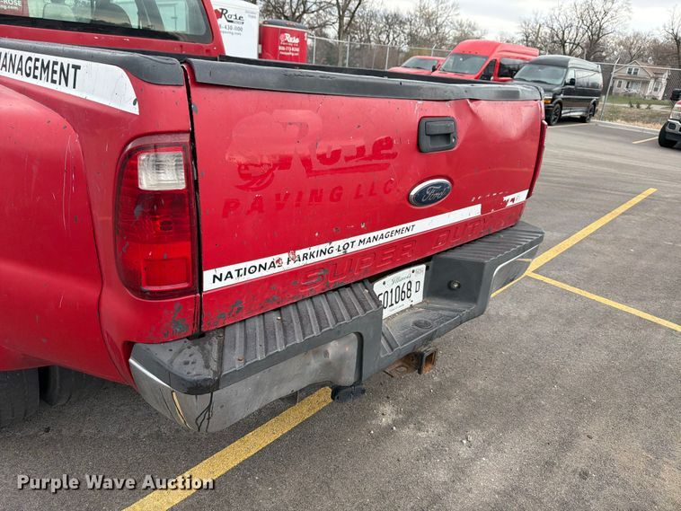 image for item FB8051 2008 Ford F450 Super Duty truck