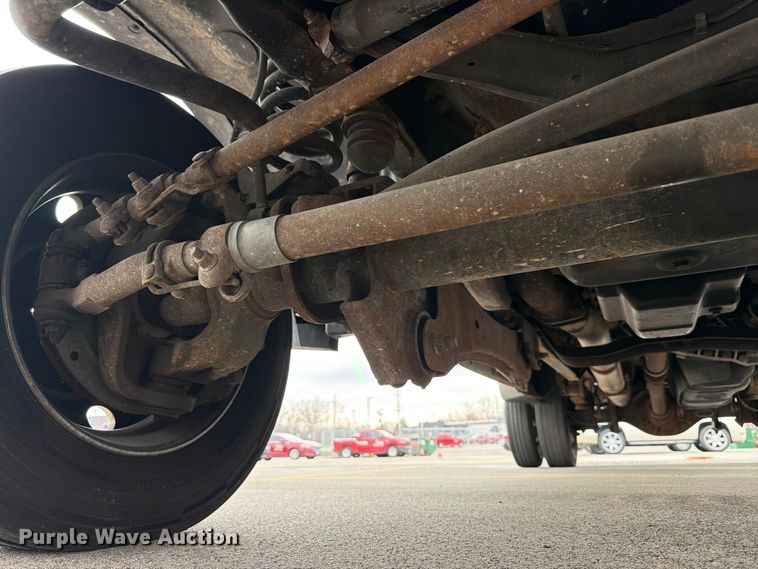 image for item FB8051 2008 Ford F450 Super Duty truck