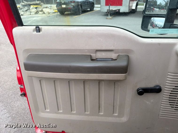 image for item FB8051 2008 Ford F450 Super Duty truck