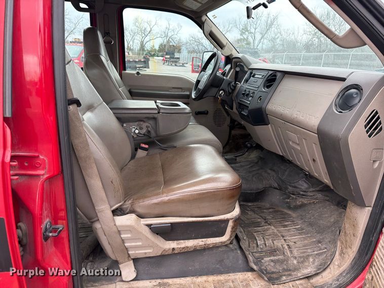 image for item FB8051 2008 Ford F450 Super Duty truck