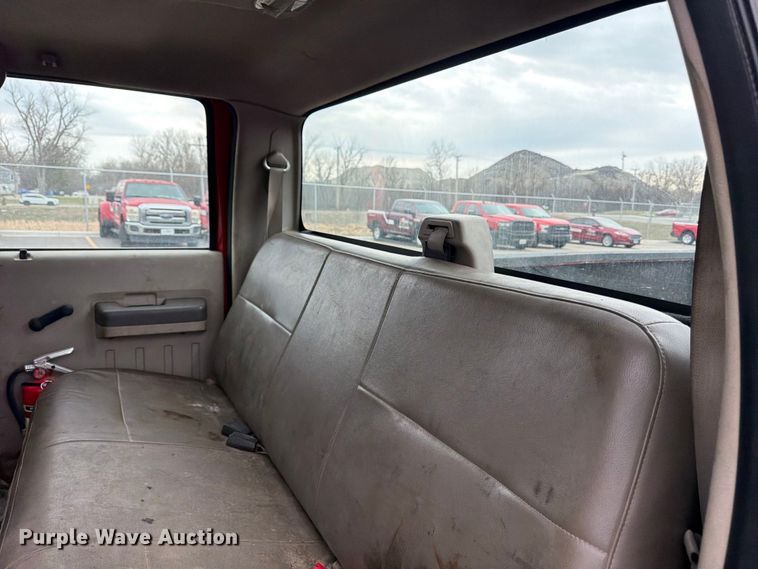 image for item FB8051 2008 Ford F450 Super Duty truck