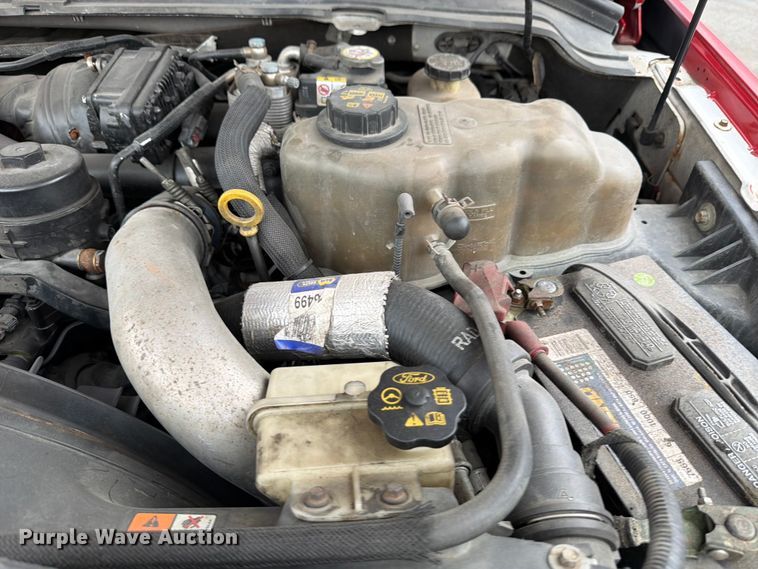 image for item FB8051 2008 Ford F450 Super Duty truck