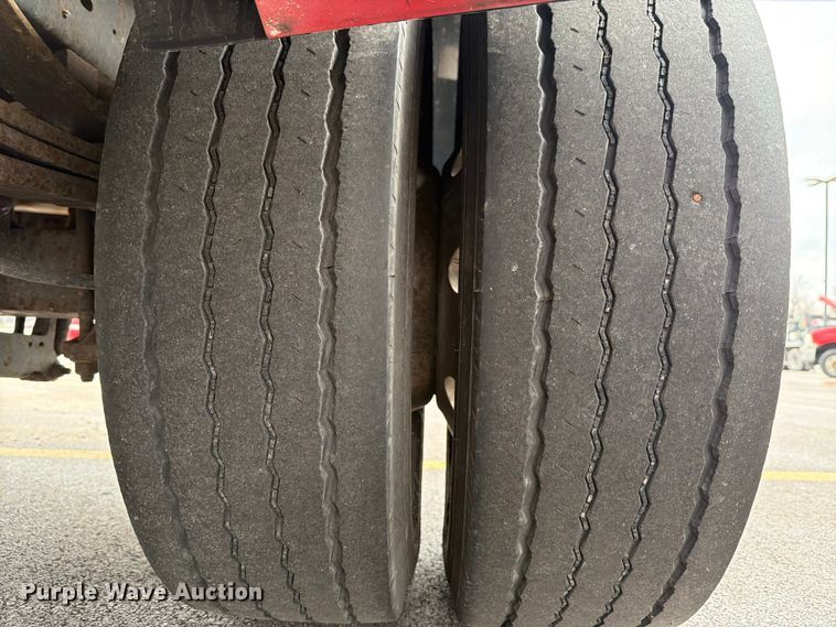 image for item FB8051 2008 Ford F450 Super Duty truck