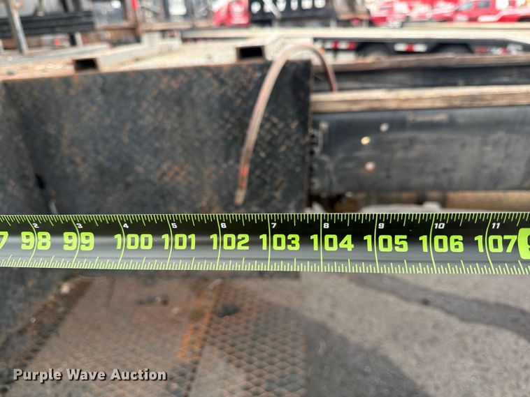 image for item FB8052 2002 GMC T6500 truck cab and chassis