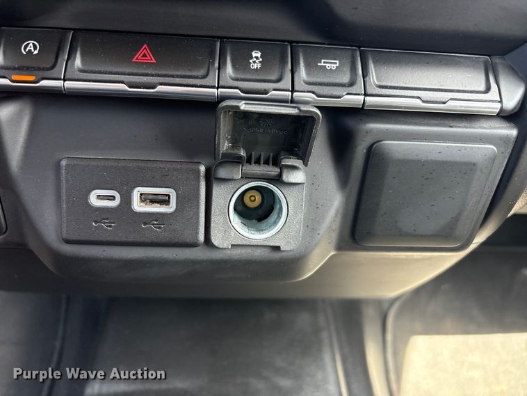 image for item FC2155 2023 Chevrolet Silverado 1500 Ext. Cab pickup truck