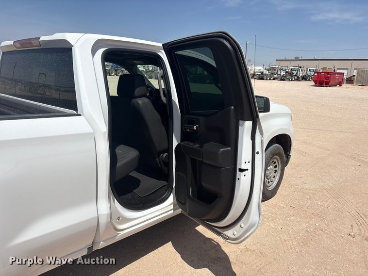 image for item FC2155 2023 Chevrolet Silverado 1500 Ext. Cab pickup truck