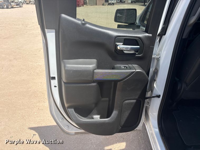 image for item FC2155 2023 Chevrolet Silverado 1500 Ext. Cab pickup truck