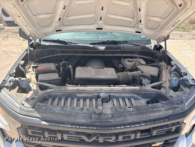 image for item FC2155 2023 Chevrolet Silverado 1500 Ext. Cab pickup truck