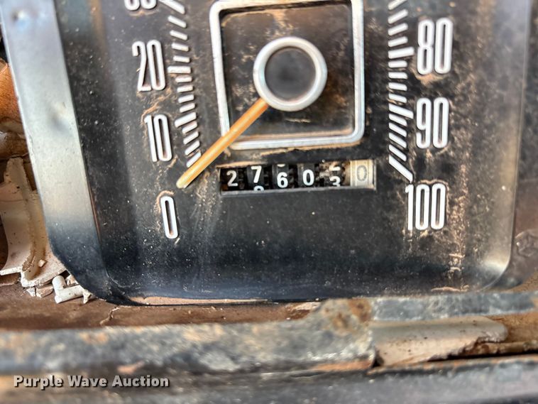 image for item FC2157 1975 Ford F100 pickup truck cab and chassis