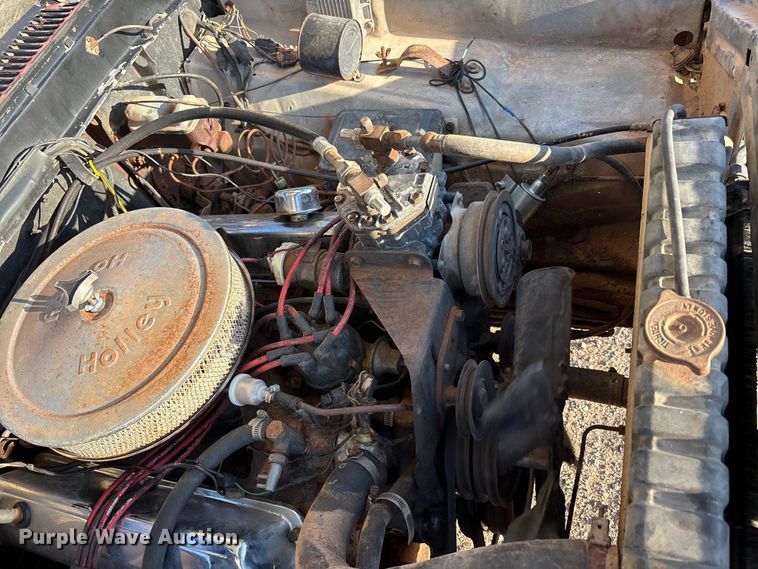 image for item FC2157 1975 Ford F100 pickup truck cab and chassis