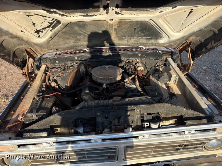 image for item FC2157 1975 Ford F100 pickup truck cab and chassis