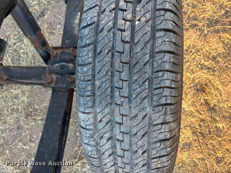 image for item FC2157 1975 Ford F100 pickup truck cab and chassis