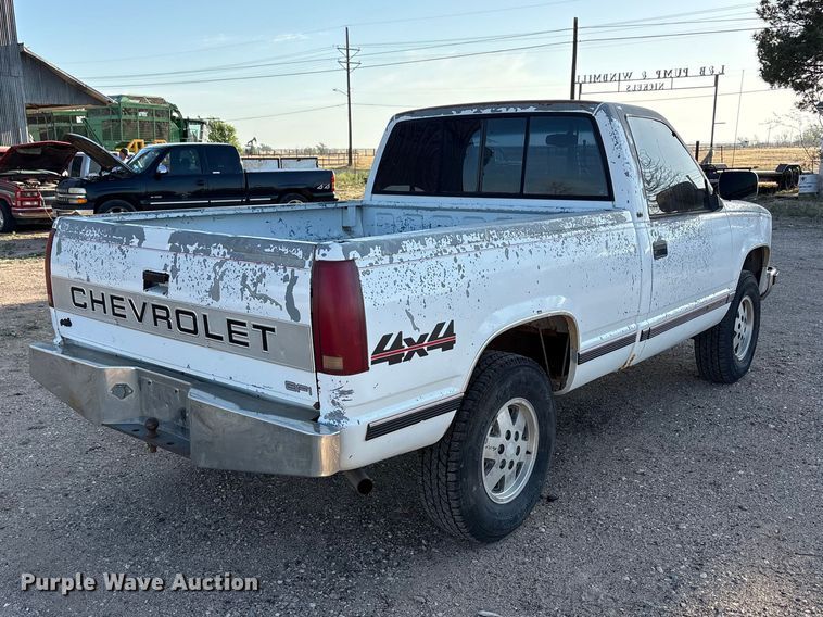 image for item FC2158 1988 Chevrolet K1500 pickup truck