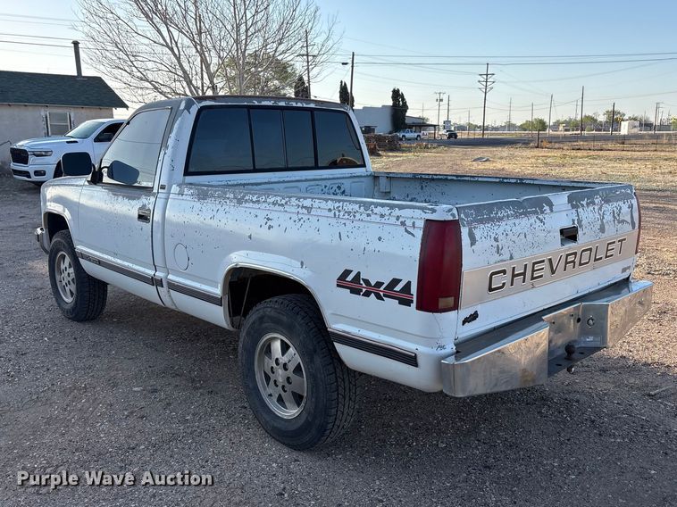 image for item FC2158 1988 Chevrolet K1500 pickup truck