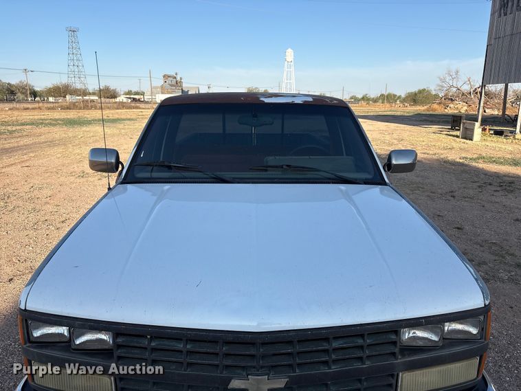 image for item FC2158 1988 Chevrolet K1500 pickup truck