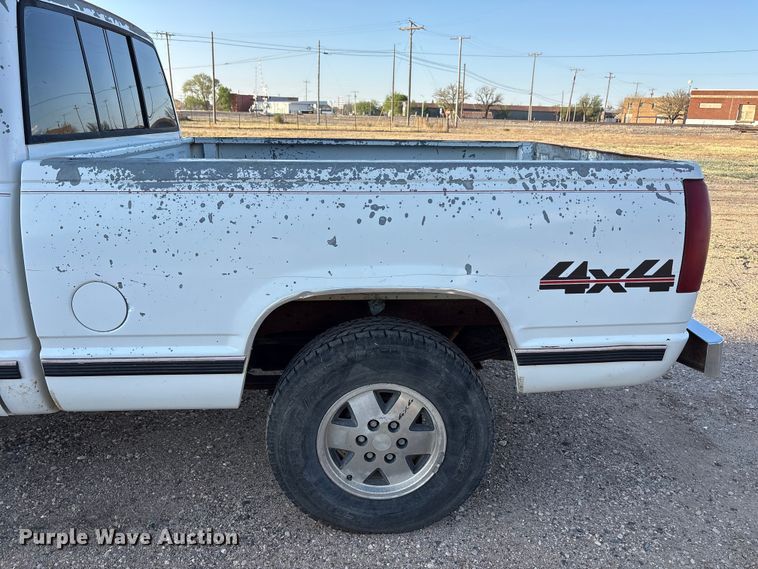 image for item FC2158 1988 Chevrolet K1500 pickup truck