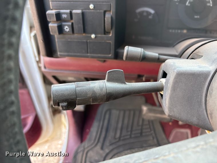 image for item FC2158 1988 Chevrolet K1500 pickup truck