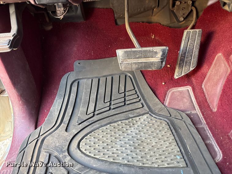 image for item FC2158 1988 Chevrolet K1500 pickup truck