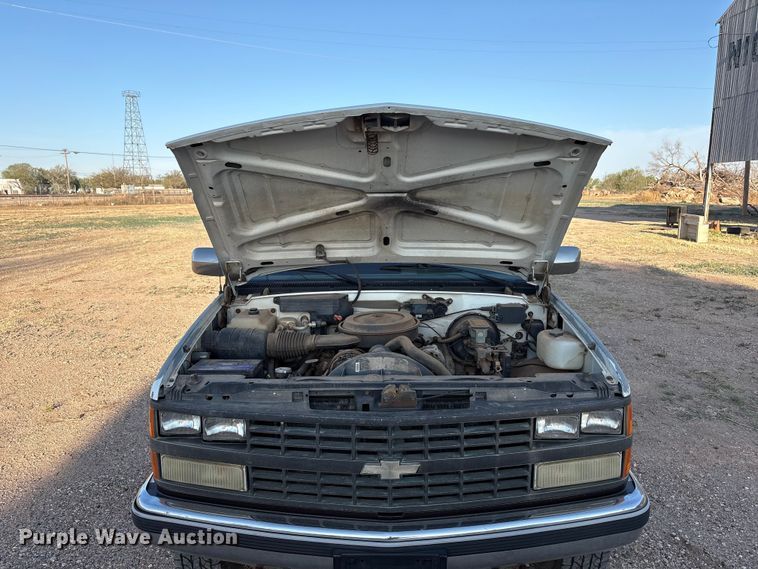 image for item FC2158 1988 Chevrolet K1500 pickup truck