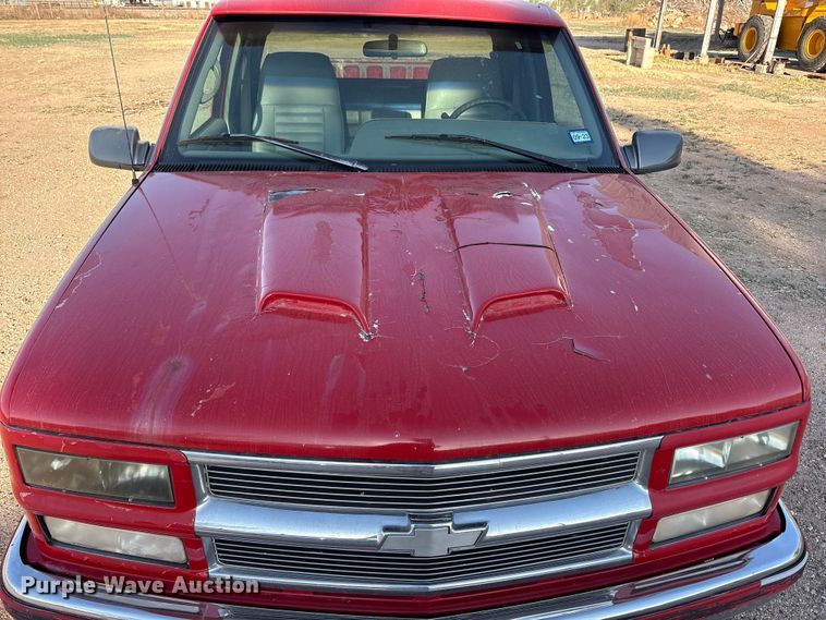 image for item FC2159 1996 Chevrolet C1500 Ext. Cab pickup truck