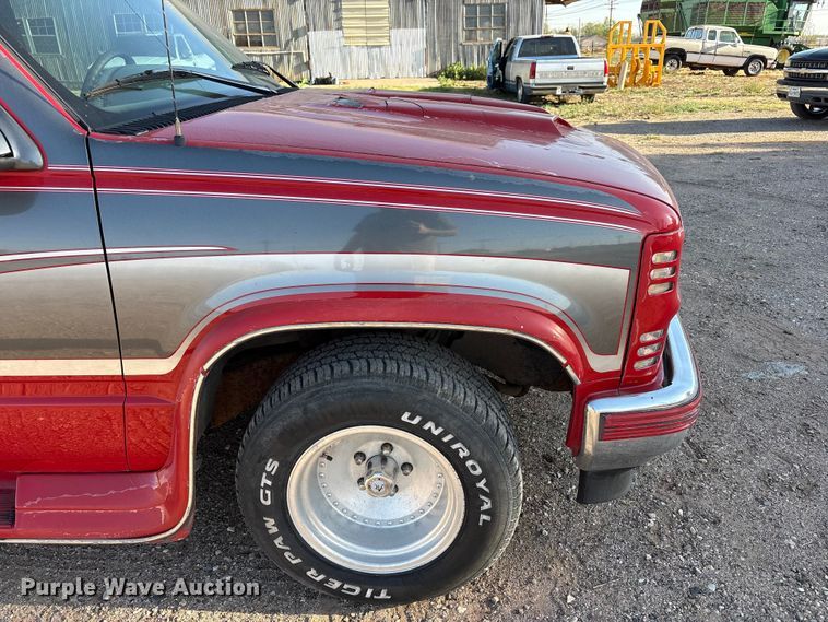 image for item FC2159 1996 Chevrolet C1500 Ext. Cab pickup truck