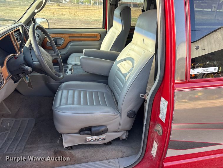 image for item FC2159 1996 Chevrolet C1500 Ext. Cab pickup truck