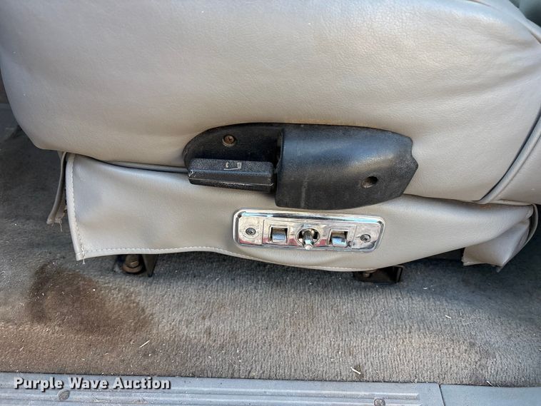 image for item FC2159 1996 Chevrolet C1500 Ext. Cab pickup truck