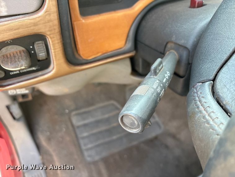 image for item FC2159 1996 Chevrolet C1500 Ext. Cab pickup truck