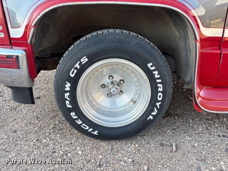 image for item FC2159 1996 Chevrolet C1500 Ext. Cab pickup truck
