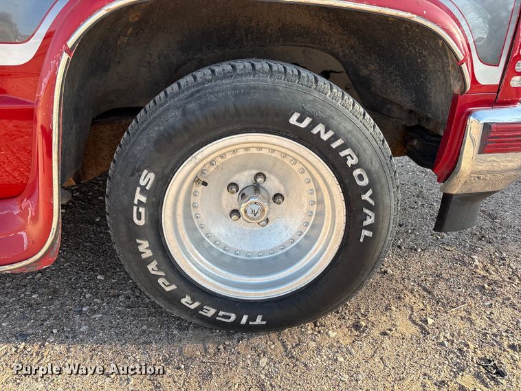 image for item FC2159 1996 Chevrolet C1500 Ext. Cab pickup truck