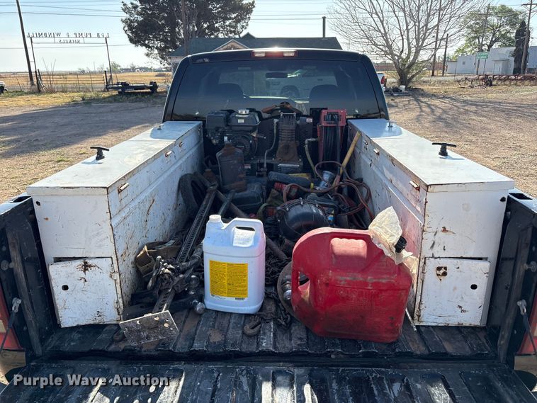 image for item FC2161 2002 Chevrolet Silverado 1500 Ext. Cab pickup truck