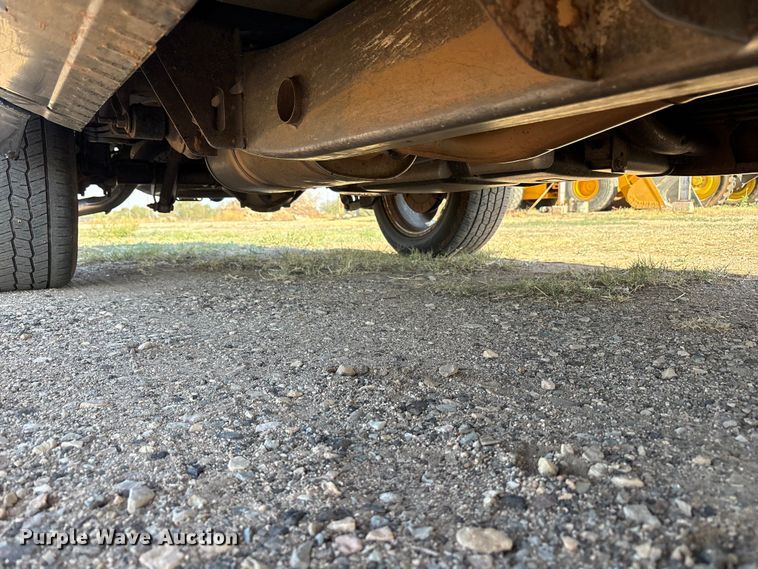 image for item FC2161 2002 Chevrolet Silverado 1500 Ext. Cab pickup truck