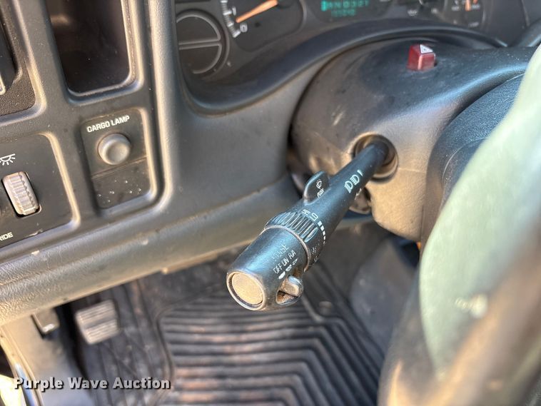 image for item FC2161 2002 Chevrolet Silverado 1500 Ext. Cab pickup truck