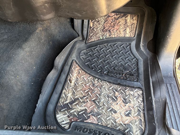 image for item FC2161 2002 Chevrolet Silverado 1500 Ext. Cab pickup truck