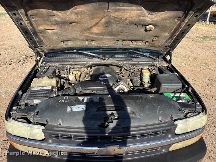 image for item FC2161 2002 Chevrolet Silverado 1500 Ext. Cab pickup truck