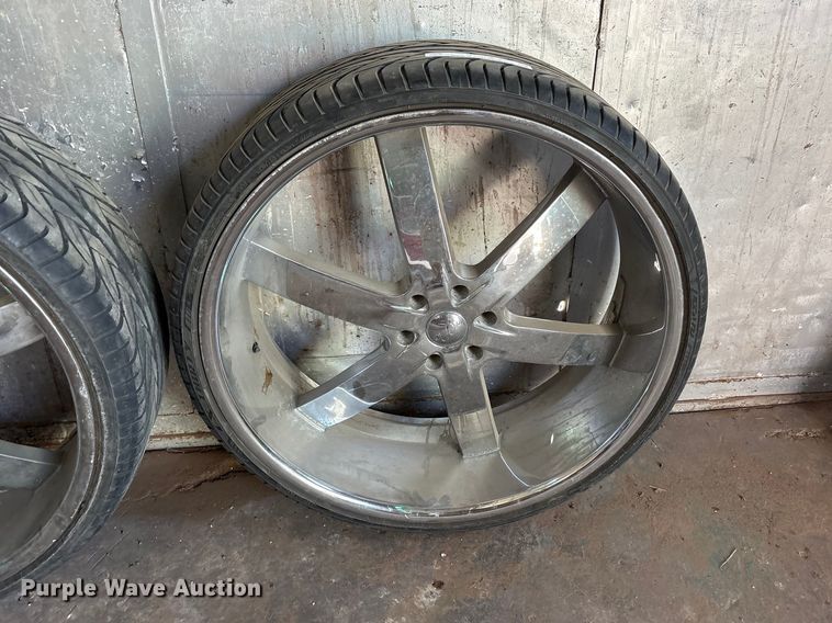 image for item FC2163 (4) 295/25ZR28 tires and wheels