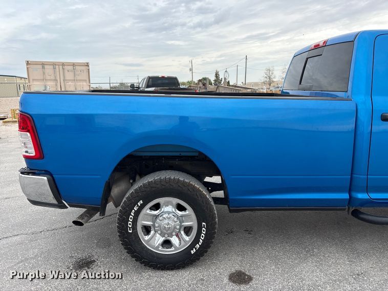 image for item FC2164 2021 RAM 2500 Crew Cab pickup truck