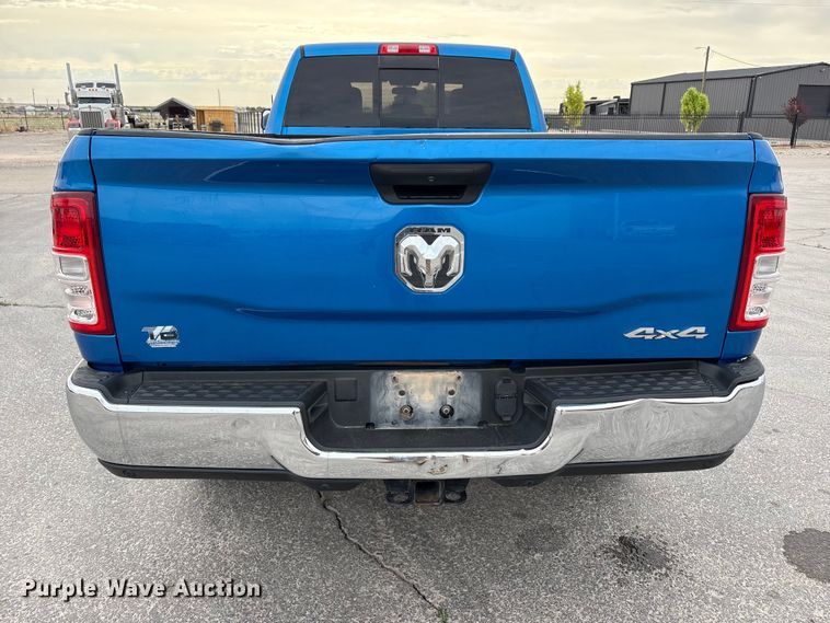image for item FC2164 2021 RAM 2500 Crew Cab pickup truck