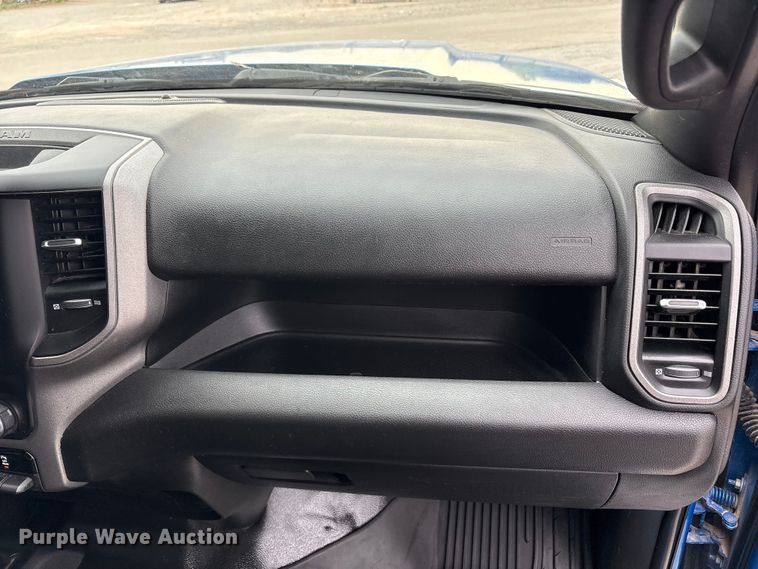 image for item FC2164 2021 RAM 2500 Crew Cab pickup truck