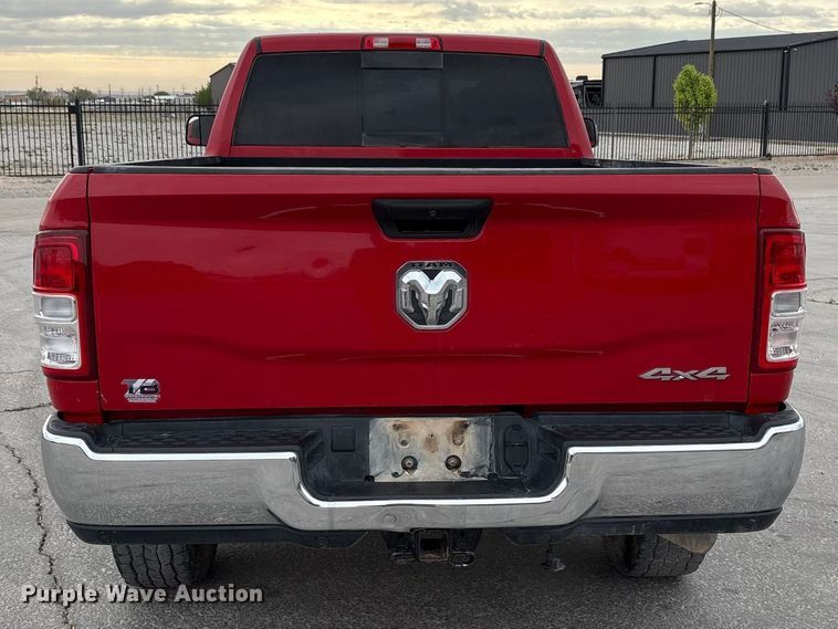 image for item FC2165 2021 RAM 2500 Crew Cab pickup truck