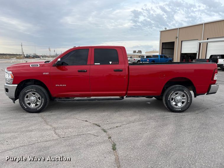 image for item FC2165 2021 RAM 2500 Crew Cab pickup truck