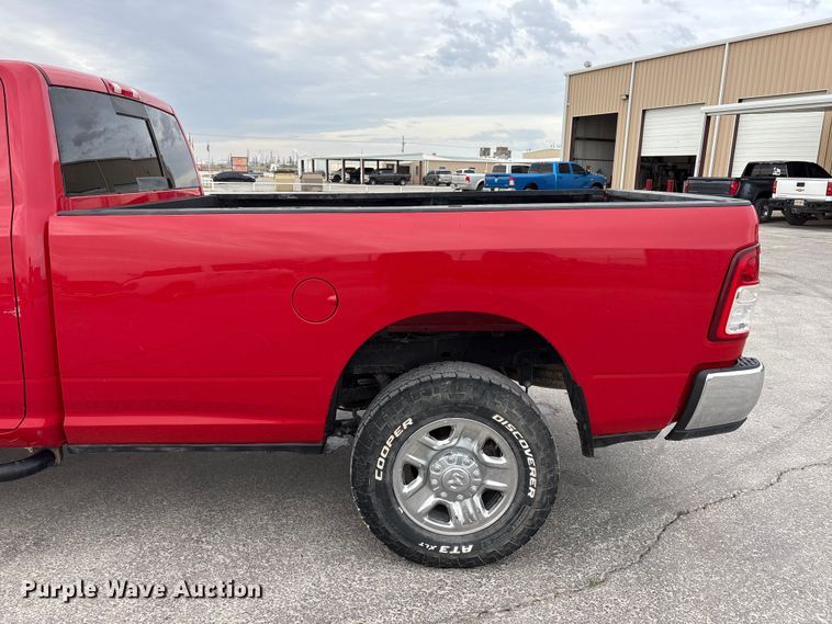 image for item FC2165 2021 RAM 2500 Crew Cab pickup truck