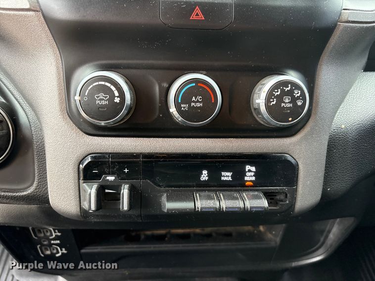 image for item FC2165 2021 RAM 2500 Crew Cab pickup truck