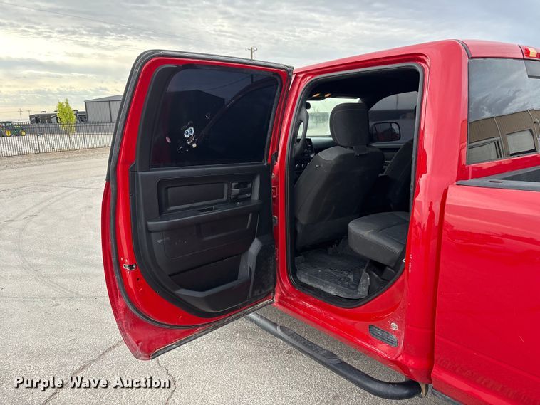 image for item FC2165 2021 RAM 2500 Crew Cab pickup truck