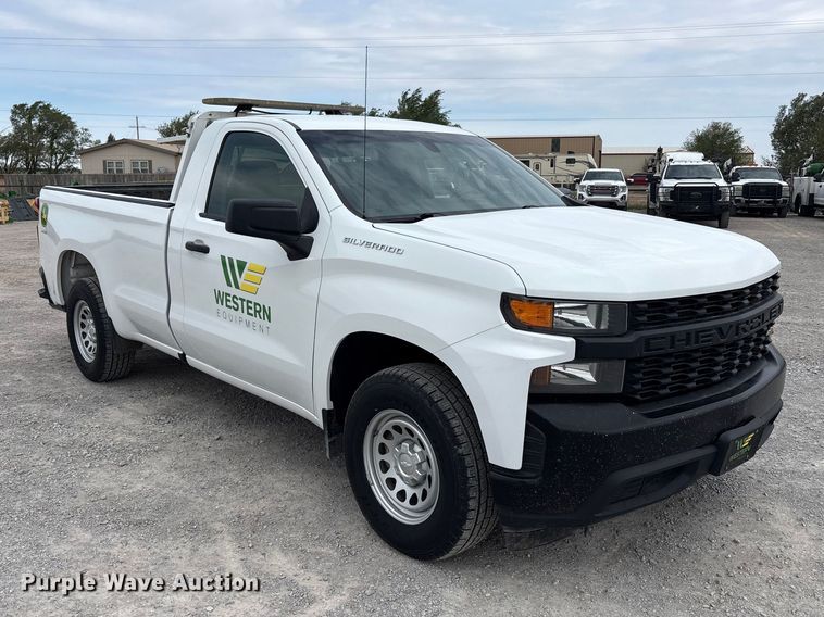 image for item FC2201 2020 Chevrolet Silverado 1500 pickup truck