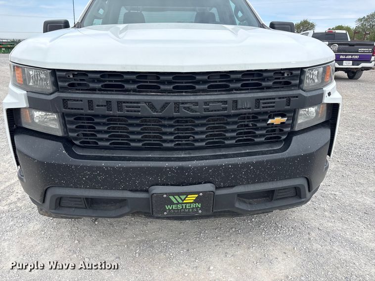 image for item FC2201 2020 Chevrolet Silverado 1500 pickup truck