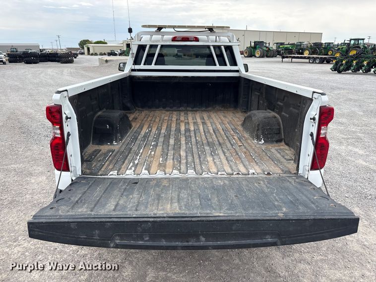 image for item FC2201 2020 Chevrolet Silverado 1500 pickup truck